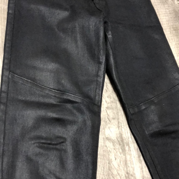Plastic by GLY Ankle Jeans - Picture 3 of 5